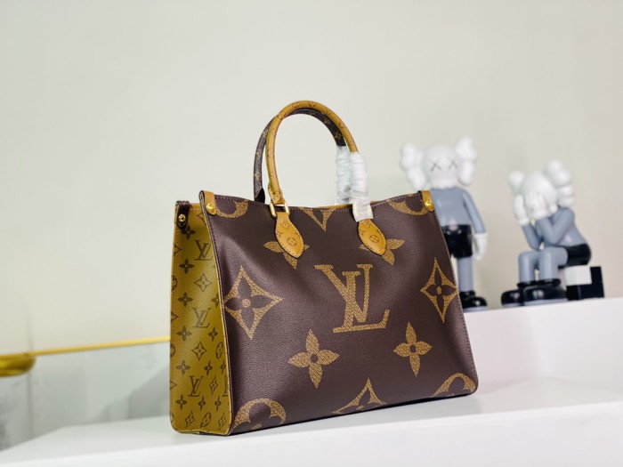 Louis Vuitton ONTHEGO