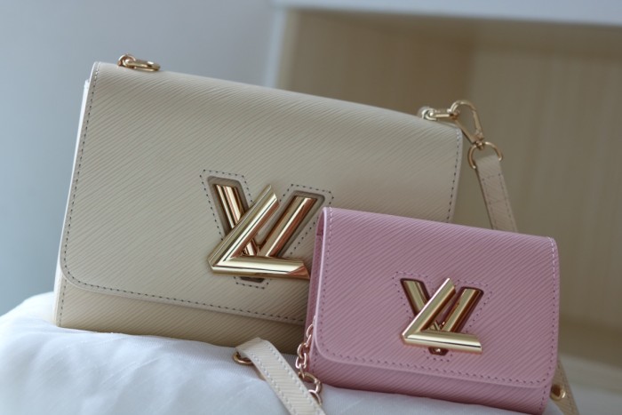 Louis Vuitton TWIST MM