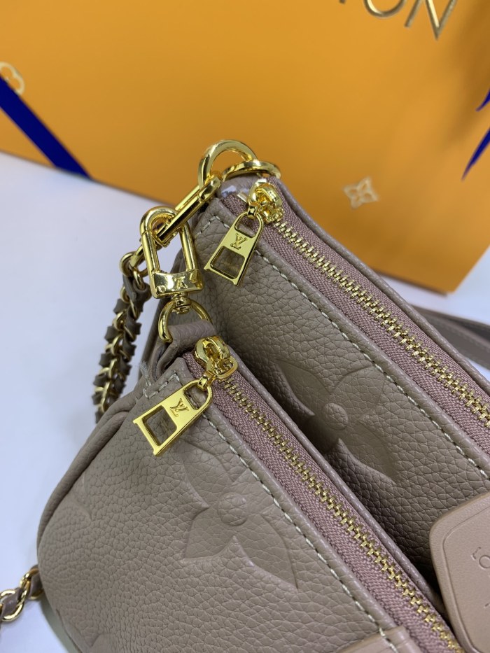 Louis Vuitton MULTI POCHETTE ACCESSOIRES