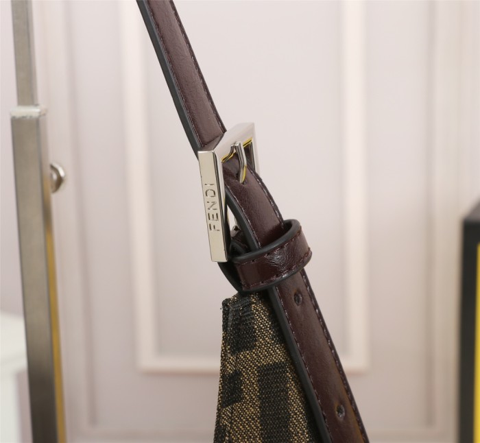 Fendi165JQE061