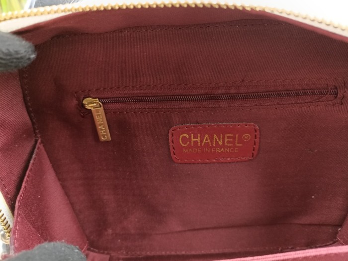 chanel229largePYD022