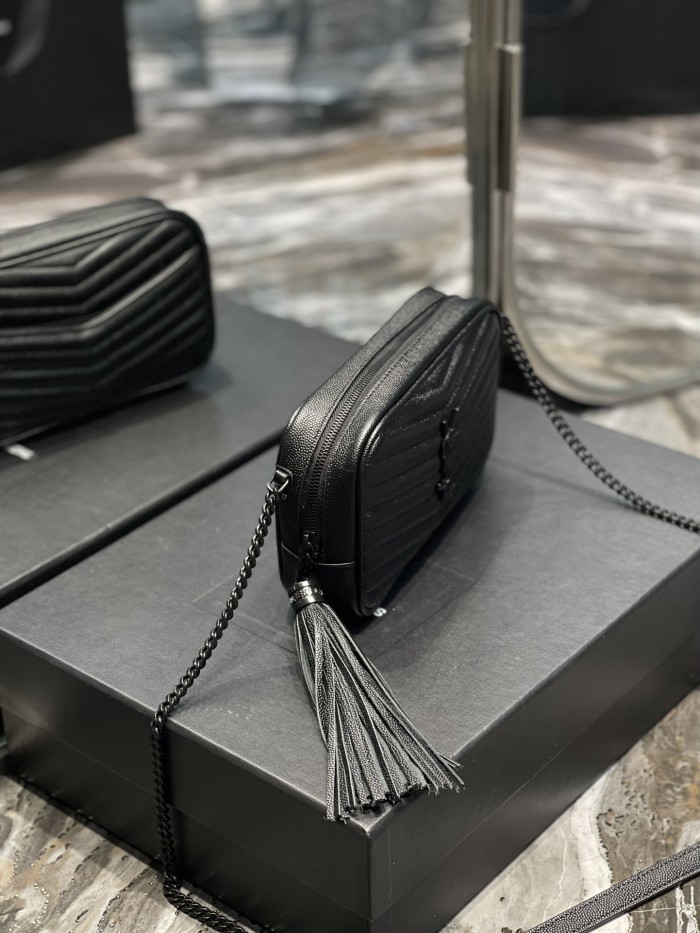 YSL585040LL521