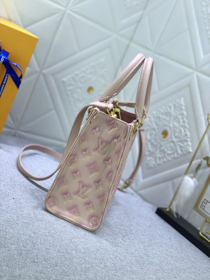 Louis Vuitton ONTHEGO PM MM