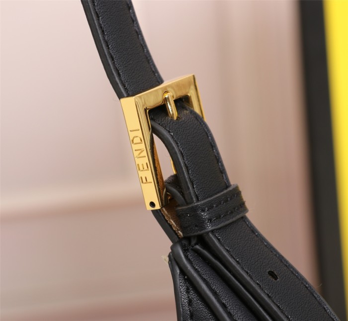 FENDI2123JQE