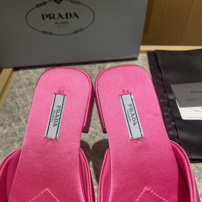 Prada shoes flat bottom 1.5CM sandal 005