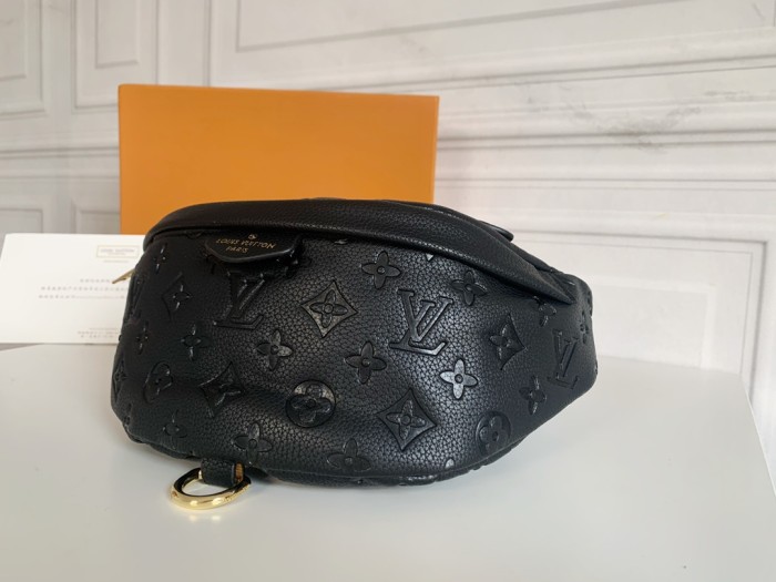 Louis Vuitton BUMBAG