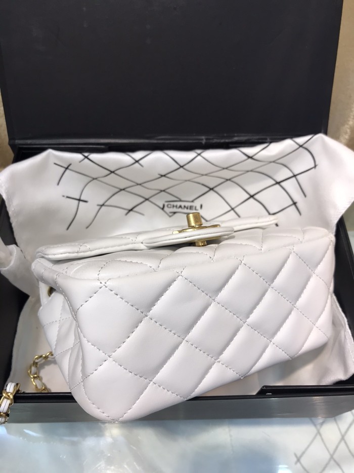 Chanel 17CM 2048