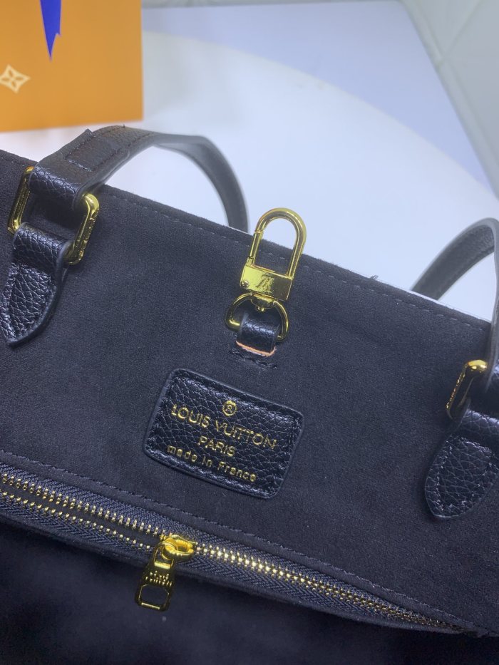 Louis Vuitton ONTHEGO MM