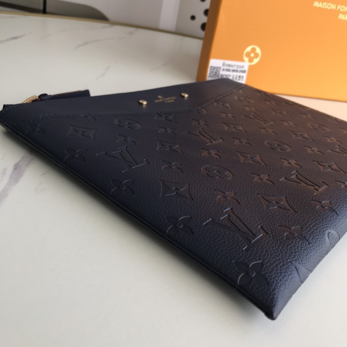 Louis Vuitton DAILY POUCH