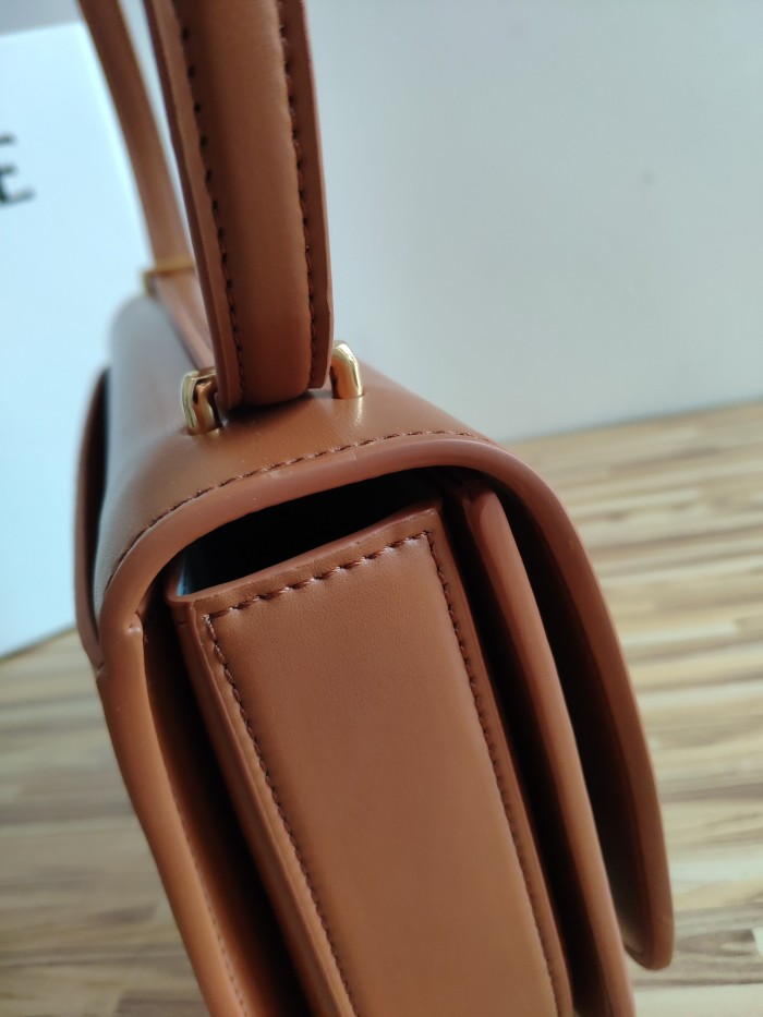Loewe001 22PJ012 022