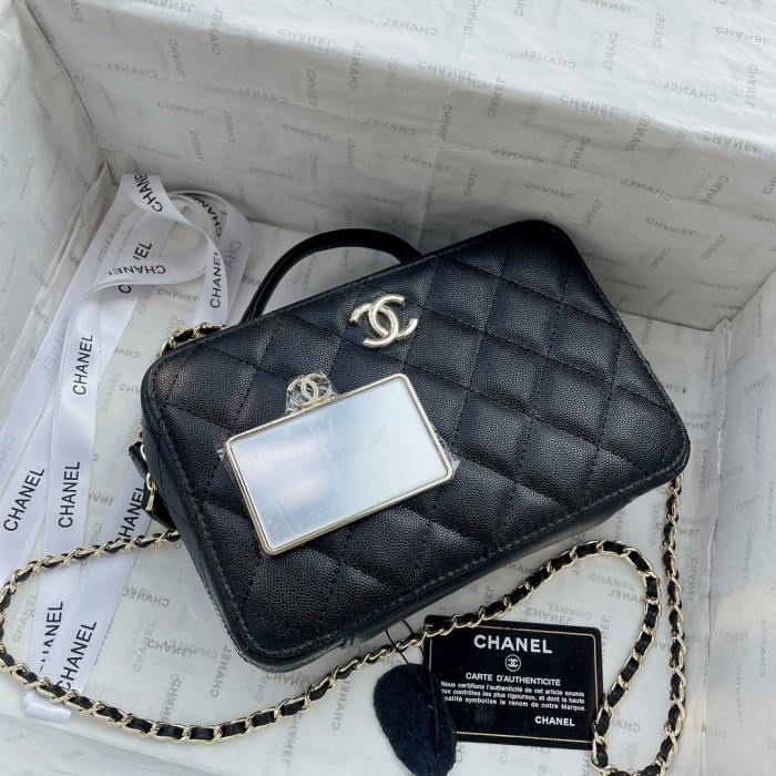 chanel1059PYD012