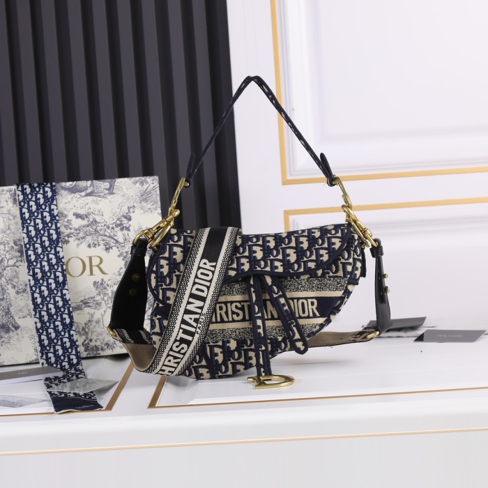 Dior5501XB032