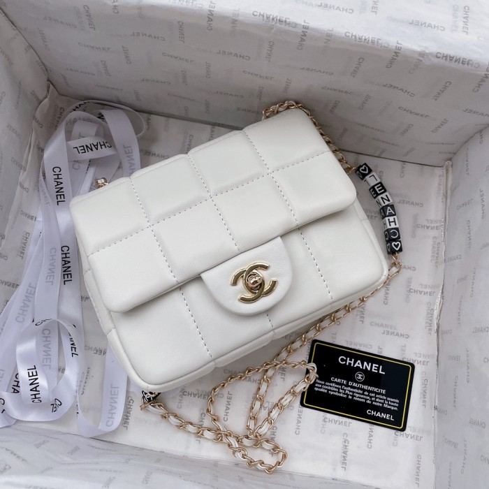 chanel219PYD081