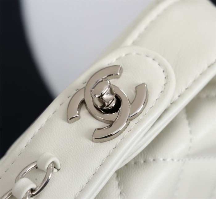 chanel8802PYD022