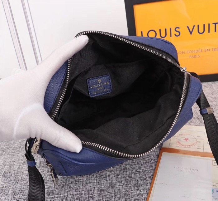 LV30233CS061