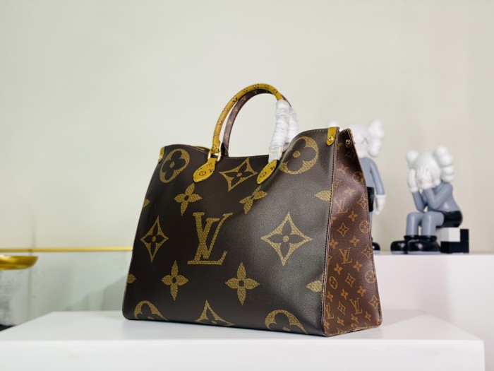 Louis Vuitton ONTHEGO