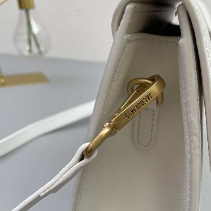 JACQUEMUS 2022 22PJ051
