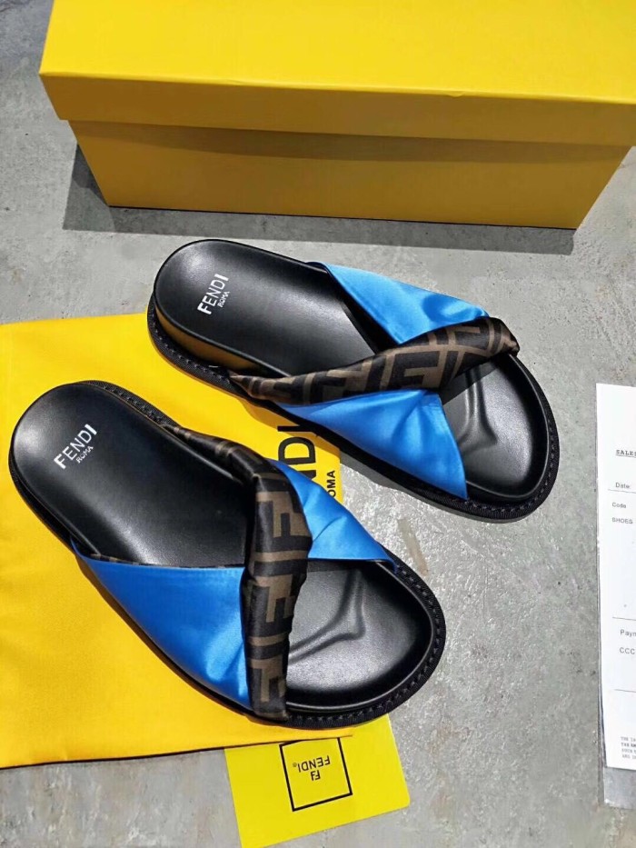 Fendi 丝巾拖002