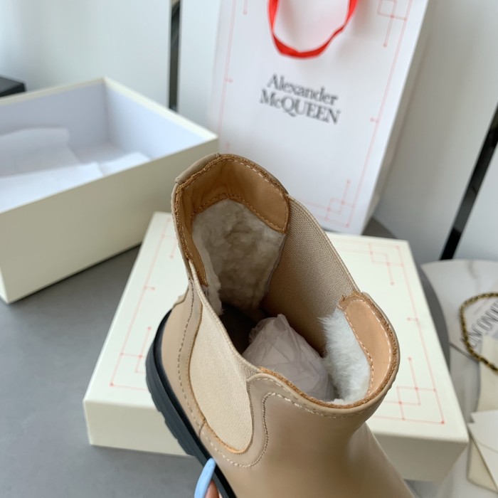 Alexander MCQueen shoes fluff inside high-top no shoelace 001