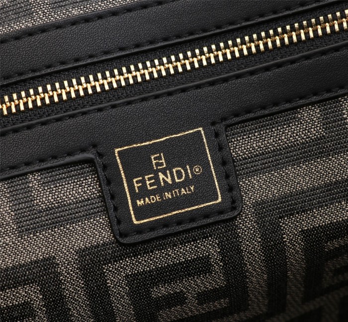 Fendi2015JQE052