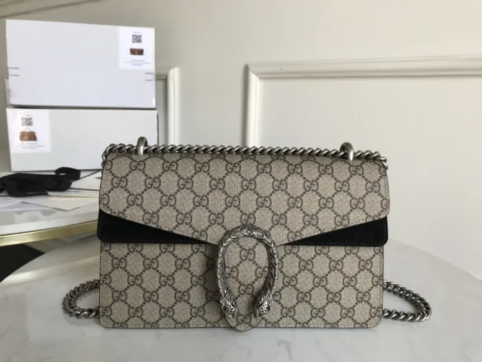 GUCCI Dionysus Shoulder bag W28cm × H17cm 400249