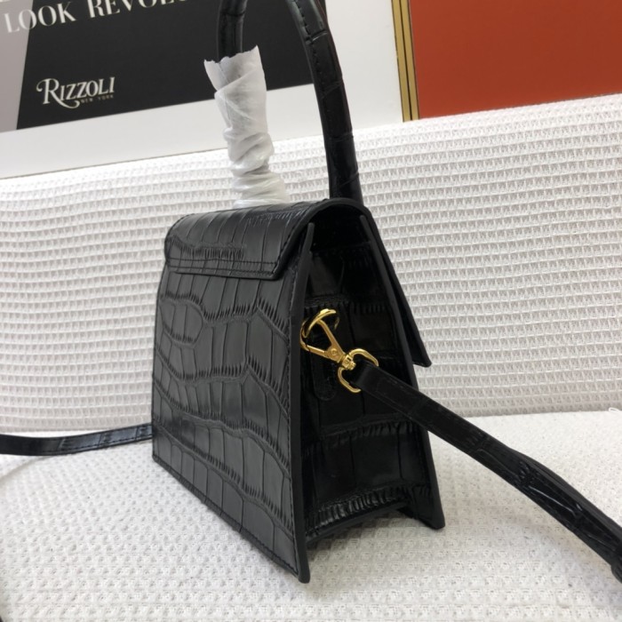 JACQUEMUS2026 22PJ051
