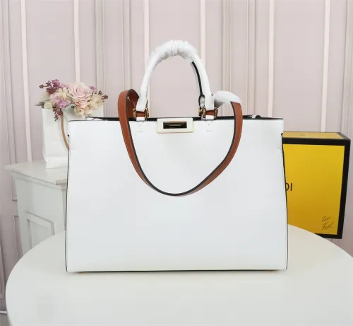 Fendi011JQE042