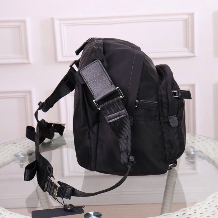 Prada cross body bag 995
