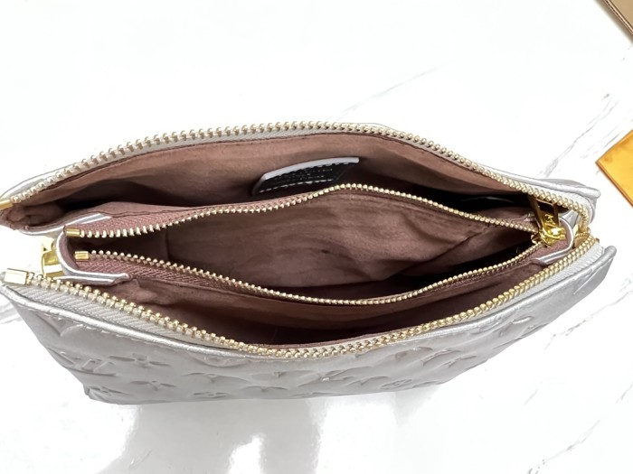Louis Vuitton COUSSIN BB