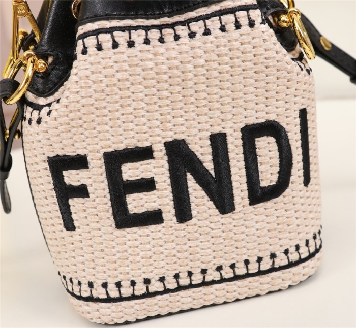 Fendi8801JQE051