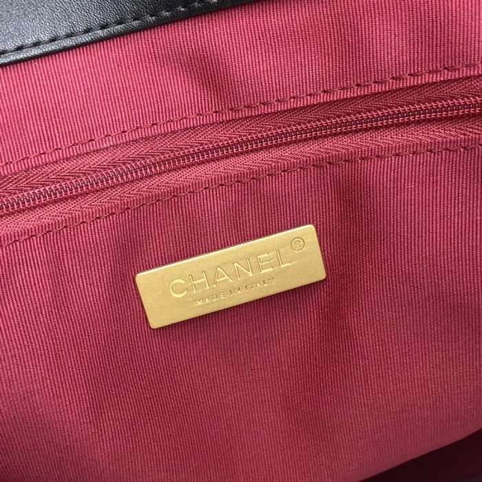CHANEL 19 SHOPPING BAG