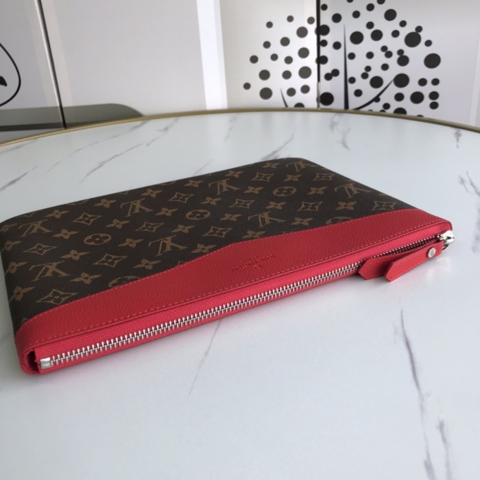 Louis Vuitton DAILY POUCH