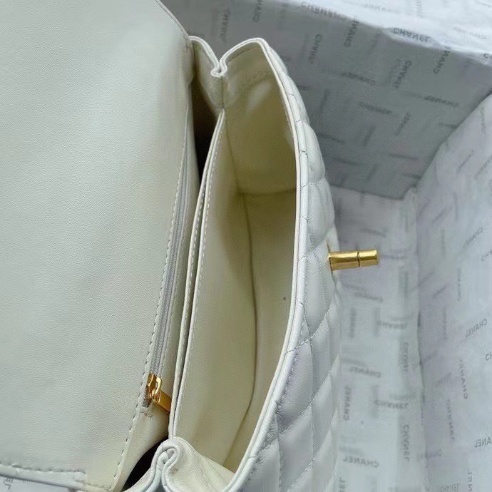 chanel2116PYD022