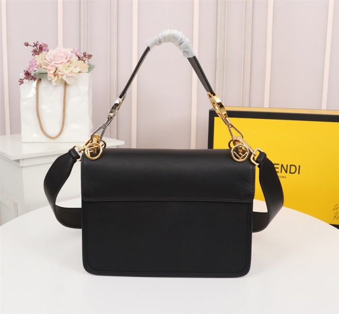 Fendi8833L JQE012