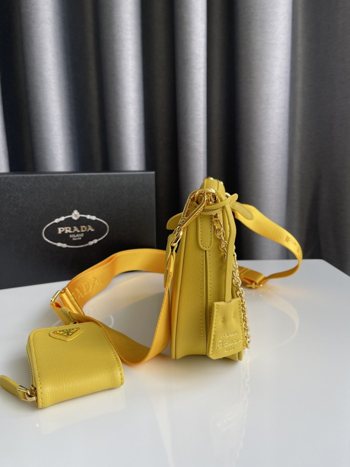 Prada Re-Edition 2005 Saffiano leather bag