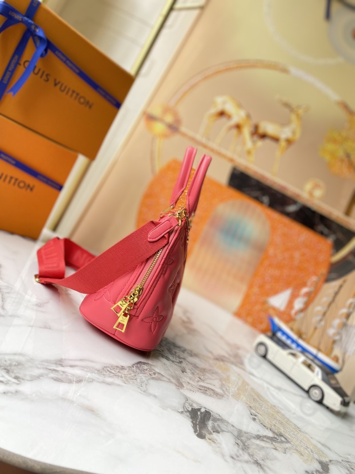 Louis Vuitton ALMA BB