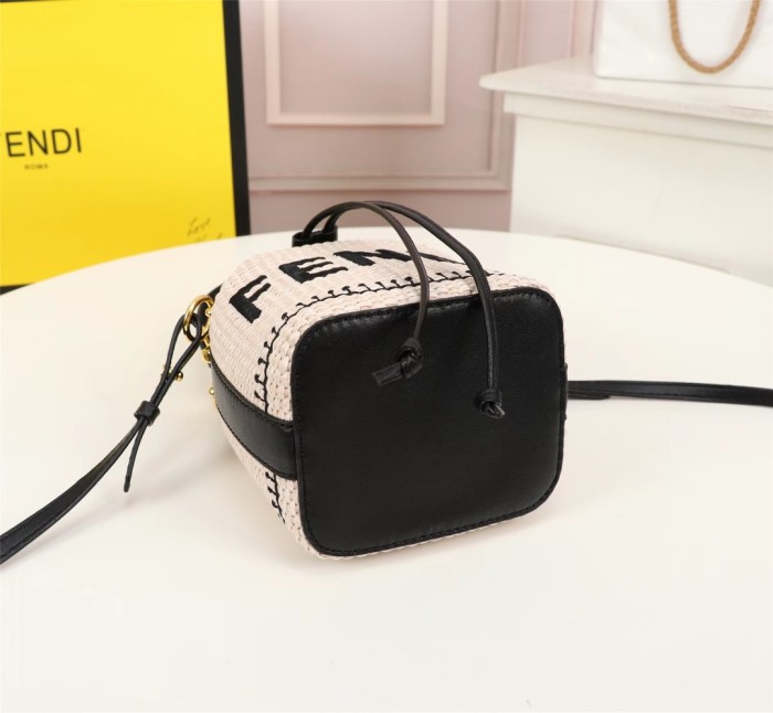 Fendi8801JQE051