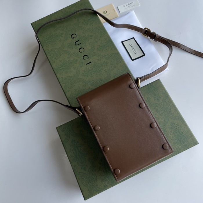 Gucci625615LM011