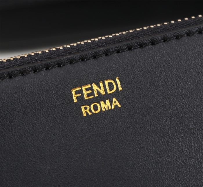 Fendi80020JQE011