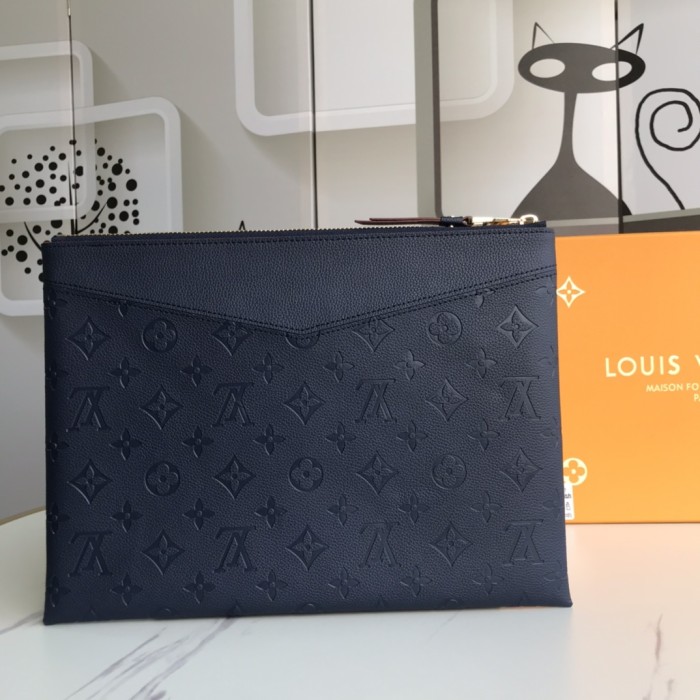 Louis Vuitton DAILY POUCH