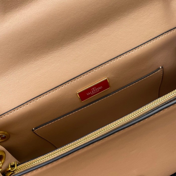 VALENTINO STUD SIGN NAPPA SHOULDER BAG
