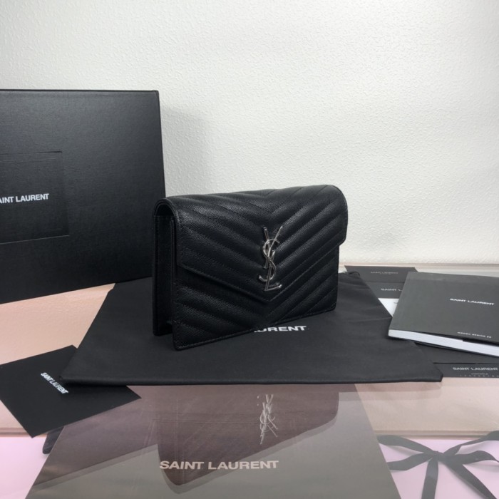YSL CASSANDRE SAINT LAURENT MATELASSÉ ENVELOPE CHAIN WALLET IN GRAIN DE POUDRE EMBOSSED LEATHER