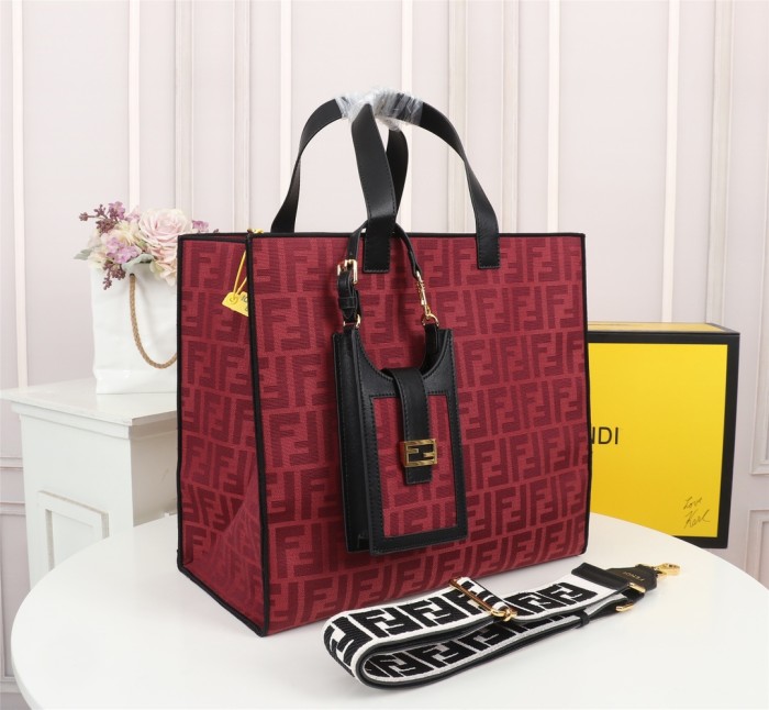 Fendi2015JQE052