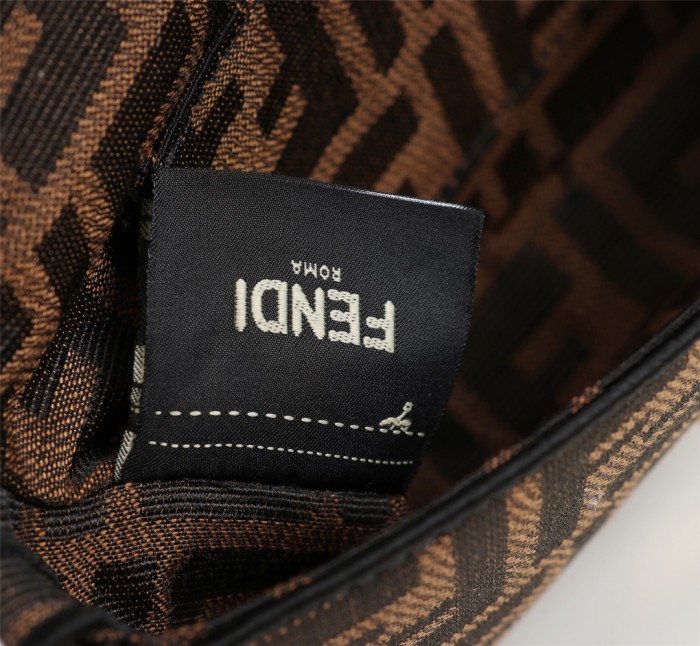 FendiF095JQE081
