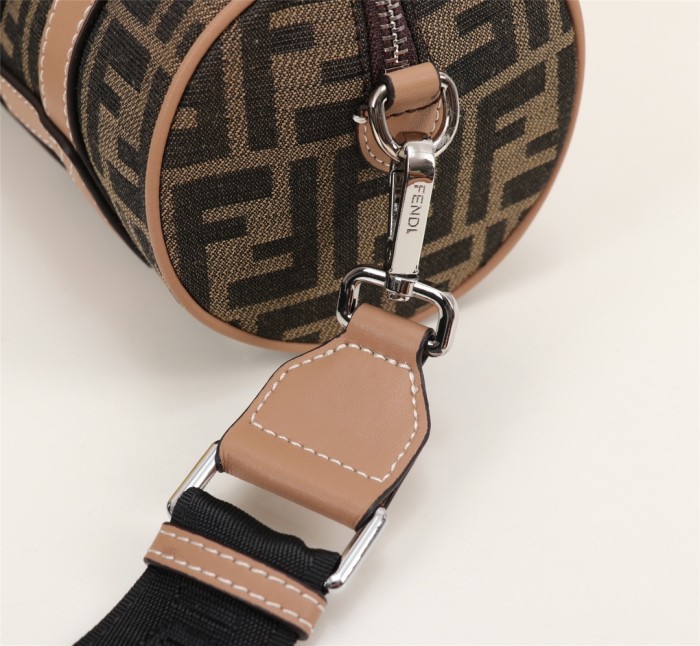 Fendi012JQE