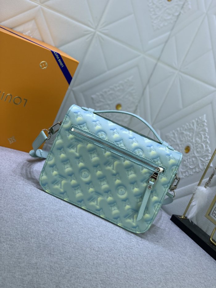 Louis Vuitton POCHETTE MÉTIS
