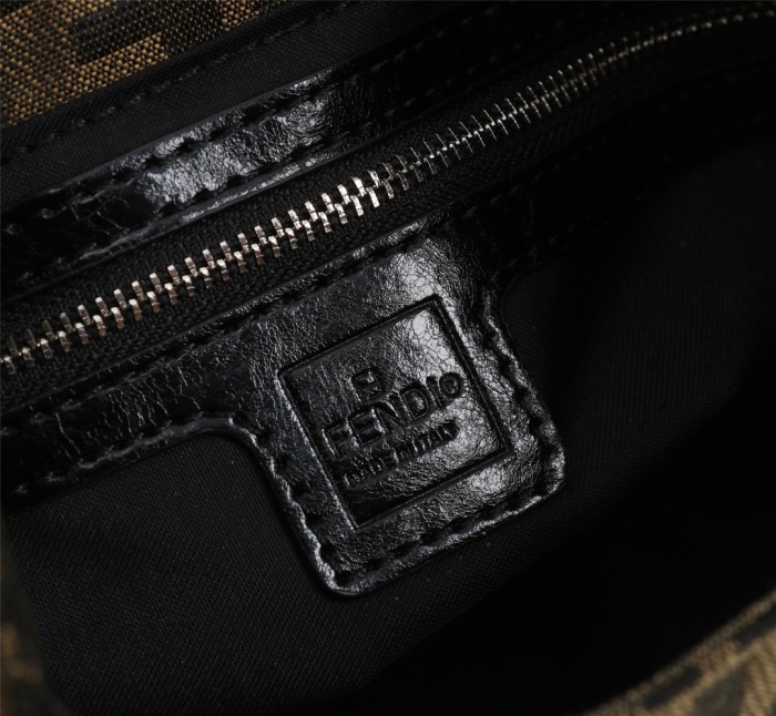 Fendi165JQE061