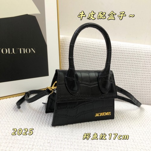 JACQUEMUS2025 22PJ541