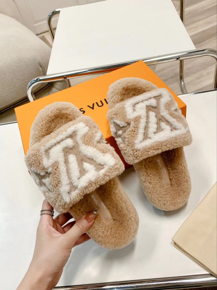Louis Vuitton PASEO FLAT shoes LV003