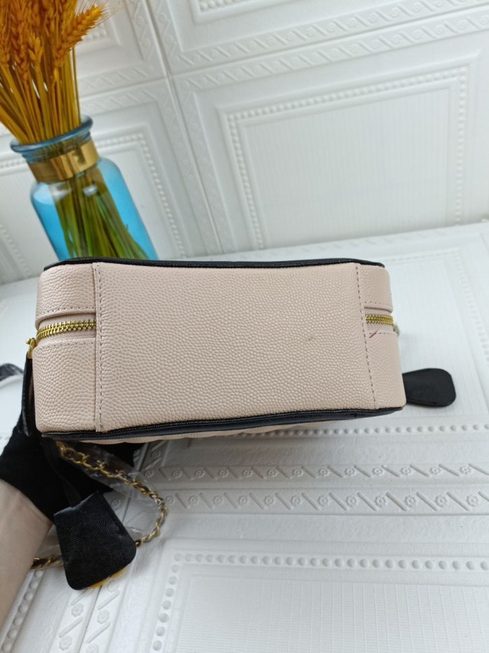 chanel229largePYD022